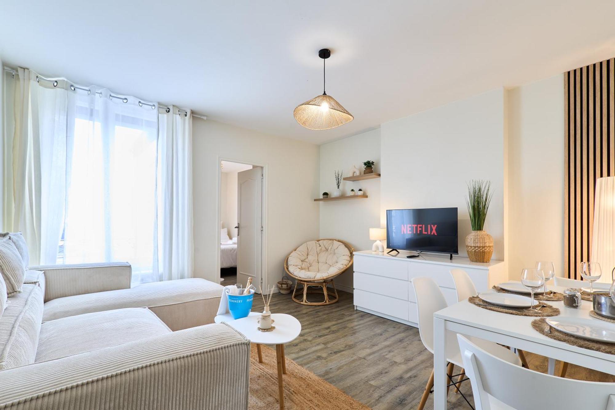 Le Petillant, Gare Centre-Ville, Netflix, Wifi Reims Bagian luar foto